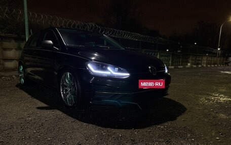 Volkswagen Golf VII, 2017 год, 2 300 000 рублей, 2 фотография