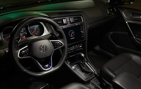 Volkswagen Golf VII, 2017 год, 2 300 000 рублей, 10 фотография