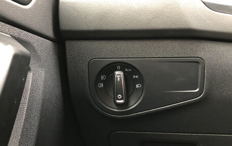 Volkswagen Tiguan II, 2018 год, 2 100 000 рублей, 16 фотография