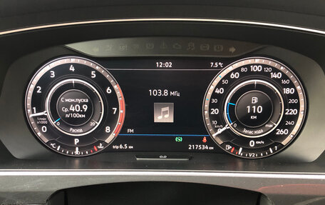 Volkswagen Tiguan II, 2018 год, 2 100 000 рублей, 19 фотография