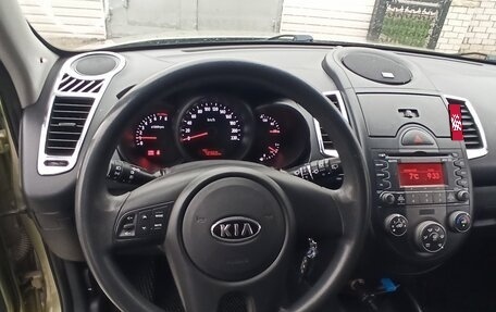 KIA Soul I рестайлинг, 2010 год, 800 000 рублей, 10 фотография