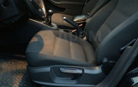 Volkswagen Jetta VI, 2011 год, 850 000 рублей, 13 фотография