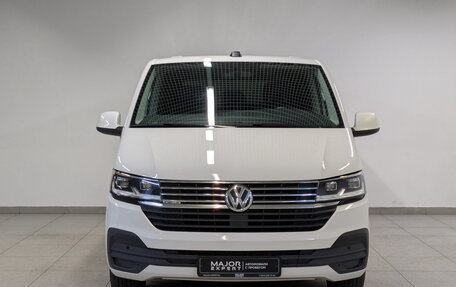 Volkswagen Caravelle T6 рестайлинг, 2021 год, 3 995 000 рублей, 2 фотография