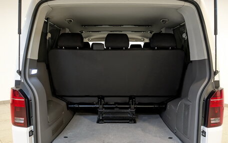 Volkswagen Caravelle T6 рестайлинг, 2021 год, 3 995 000 рублей, 10 фотография