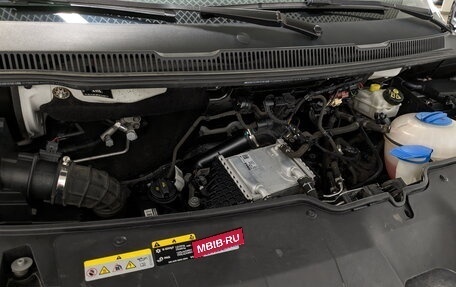 Volkswagen Caravelle T6 рестайлинг, 2021 год, 3 995 000 рублей, 9 фотография