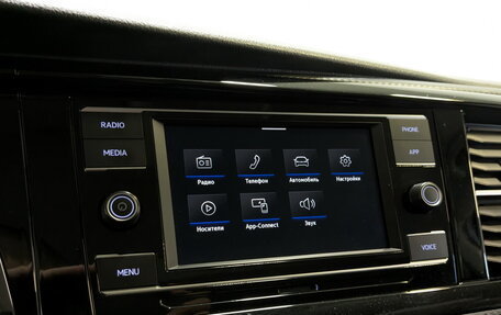 Volkswagen Caravelle T6 рестайлинг, 2021 год, 3 995 000 рублей, 16 фотография