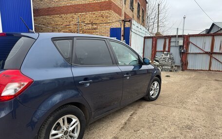 KIA cee'd I рестайлинг, 2011 год, 750 000 рублей, 3 фотография