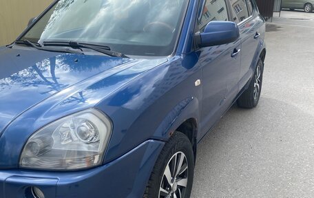 Hyundai Tucson III, 2006 год, 700 000 рублей, 2 фотография