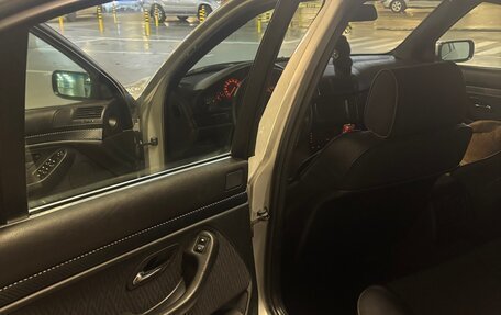 BMW 5 серия, 2001 год, 750 000 рублей, 12 фотография