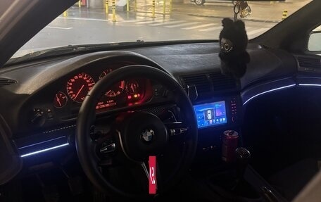 BMW 5 серия, 2001 год, 750 000 рублей, 8 фотография