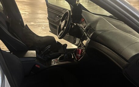 BMW 5 серия, 2001 год, 750 000 рублей, 15 фотография