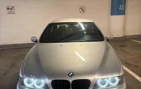 BMW 5 серия, 2001 год, 750 000 рублей, 19 фотография