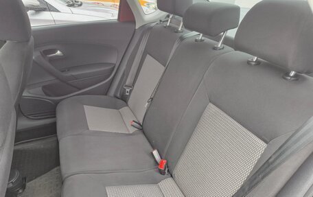 Volkswagen Polo VI (EU Market), 2012 год, 810 000 рублей, 10 фотография