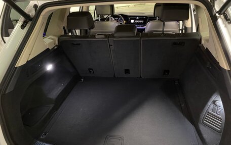 Volkswagen Touareg III, 2019 год, 5 100 000 рублей, 14 фотография