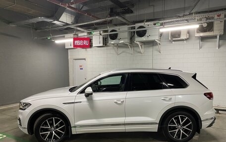 Volkswagen Touareg III, 2019 год, 5 100 000 рублей, 3 фотография