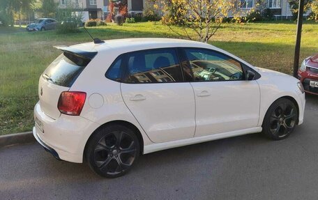 Volkswagen Polo VI (EU Market), 2011 год, 700 000 рублей, 5 фотография