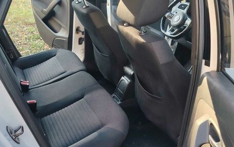 Volkswagen Polo VI (EU Market), 2011 год, 700 000 рублей, 6 фотография