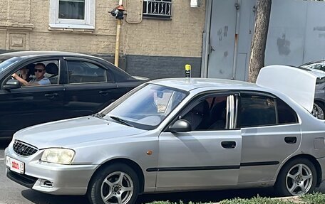 Hyundai Accent II, 2006 год, 330 000 рублей, 2 фотография