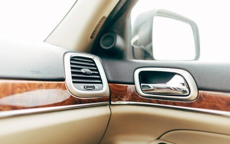 Jeep Grand Cherokee, 2012 год, 1 400 000 рублей, 14 фотография