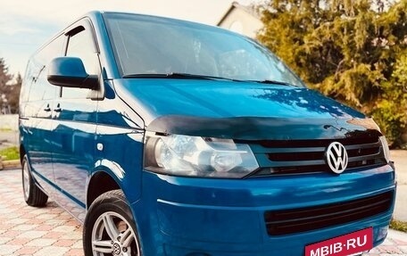 Volkswagen Caravelle T5, 2014 год, 2 050 000 рублей, 1 фотография