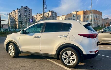 KIA Sportage IV рестайлинг, 2017 год, 1 800 000 рублей, 2 фотография