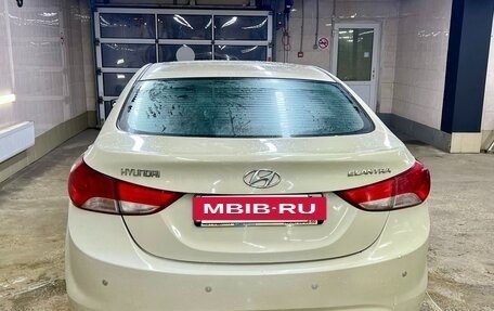 Hyundai Elantra V, 2012 год, 845 000 рублей, 3 фотография