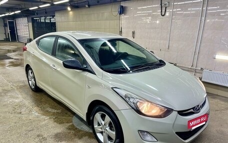 Hyundai Elantra V, 2012 год, 845 000 рублей, 2 фотография