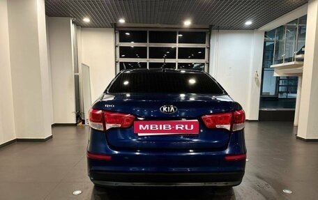 KIA Rio III рестайлинг, 2016 год, 950 000 рублей, 4 фотография