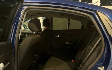 KIA Rio III рестайлинг, 2016 год, 950 000 рублей, 25 фотография