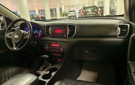 KIA Sportage IV рестайлинг, 2018 год, 1 688 000 рублей, 13 фотография