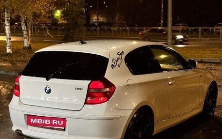 BMW 1 серия, 2011 год, 599 000 рублей, 4 фотография