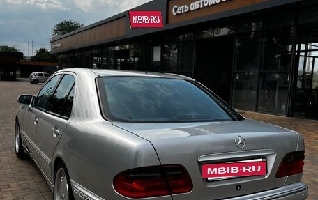 Mercedes-Benz E-Класс, 1999 год, 1 000 000 рублей, 3 фотография