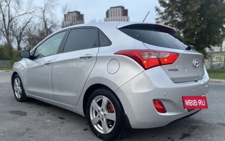 Hyundai i30 II рестайлинг, 2012 год, 1 100 000 рублей, 3 фотография