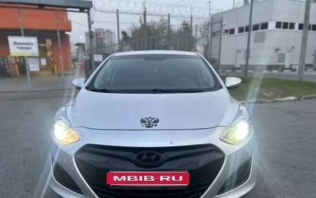 Hyundai i30 II рестайлинг, 2012 год, 1 100 000 рублей, 8 фотография