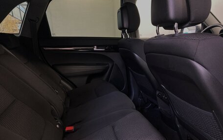 KIA Sorento II рестайлинг, 2019 год, 2 100 000 рублей, 13 фотография