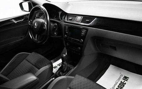 Skoda Rapid I, 2017 год, 1 245 000 рублей, 17 фотография