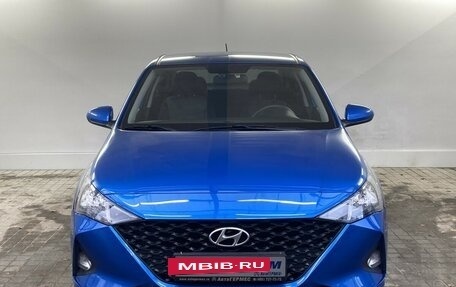 Hyundai Solaris II рестайлинг, 2021 год, 1 600 000 рублей, 2 фотография