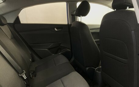 Hyundai Solaris II рестайлинг, 2021 год, 1 600 000 рублей, 13 фотография