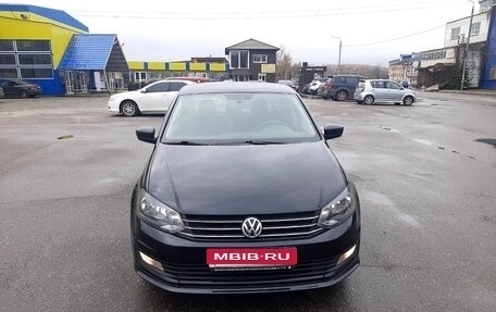 Volkswagen Polo VI (EU Market), 2019 год, 990 000 рублей, 1 фотография