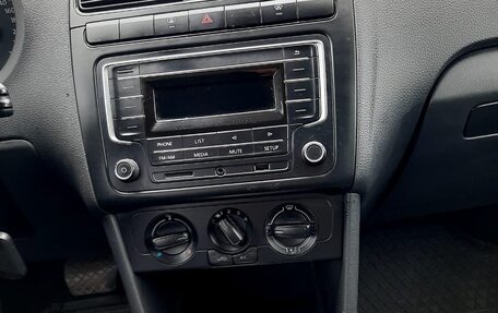 Volkswagen Polo VI (EU Market), 2019 год, 990 000 рублей, 6 фотография