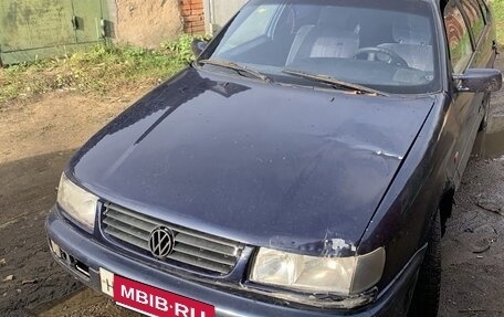 Volkswagen Passat B4, 1995 год, 90 000 рублей, 1 фотография
