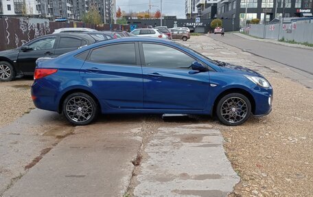 Hyundai Solaris II рестайлинг, 2012 год, 770 000 рублей, 3 фотография