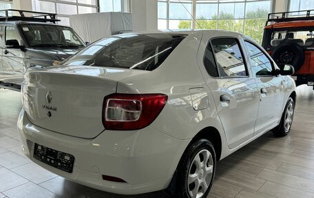 Renault Logan II, 2017 год, 578 000 рублей, 2 фотография