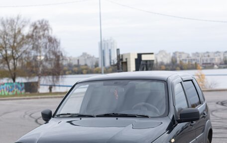 Chevrolet Niva I рестайлинг, 2012 год, 370 000 рублей, 3 фотография