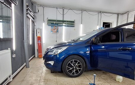 Hyundai Solaris II рестайлинг, 2014 год, 980 000 рублей, 7 фотография