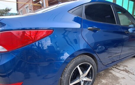 Hyundai Solaris II рестайлинг, 2014 год, 980 000 рублей, 10 фотография