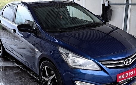 Hyundai Solaris II рестайлинг, 2014 год, 980 000 рублей, 22 фотография