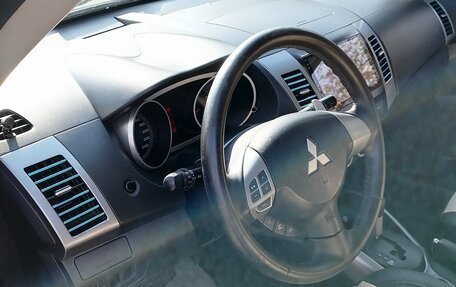 Mitsubishi Outlander III рестайлинг 3, 2008 год, 1 150 000 рублей, 12 фотография