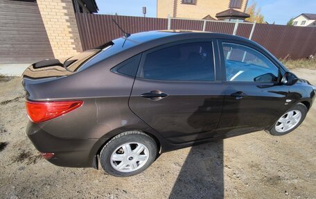 Hyundai Solaris II рестайлинг, 2015 год, 935 000 рублей, 2 фотография