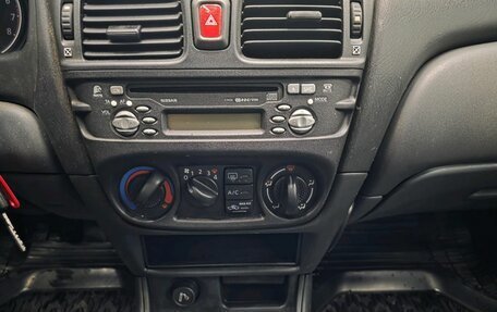 Nissan Almera, 2004 год, 129 000 рублей, 8 фотография